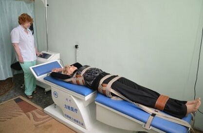 Торактық остеохондрозға арналған омыртқа тарту